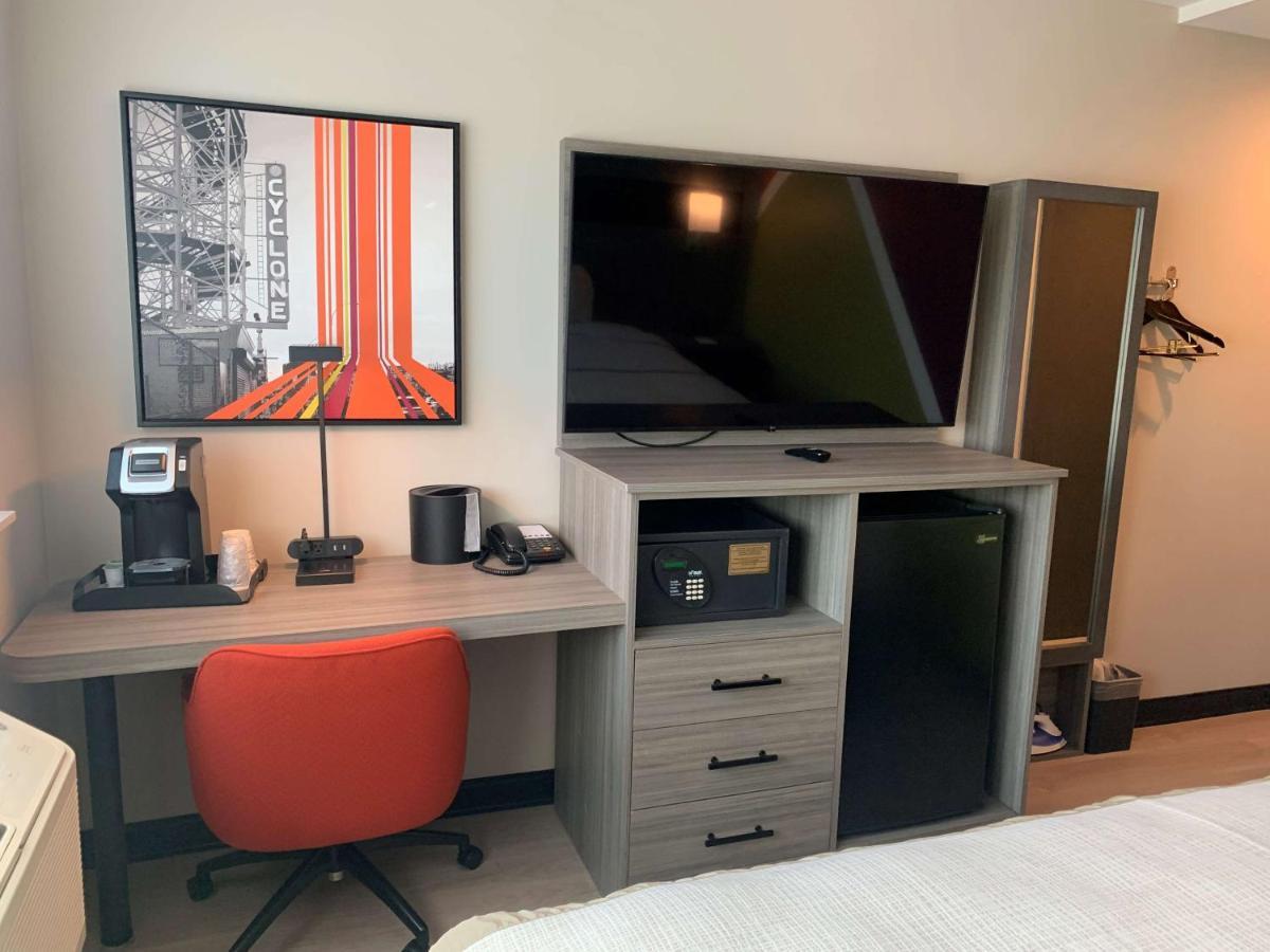 Best Western Plus Brooklyn-Prospect Park Nova York Exterior foto